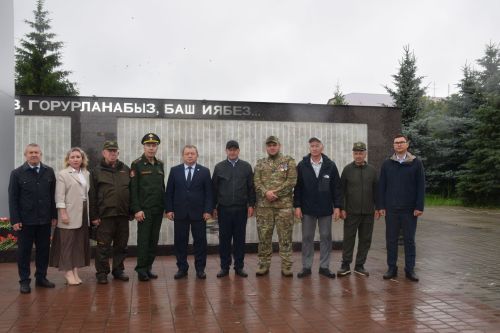 В Нурлате прошел митинг, посвященный Дню памяти и скорби