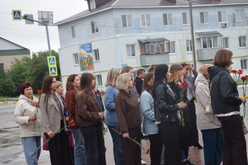В Нурлате прошел митинг, посвященный Дню памяти и скорби