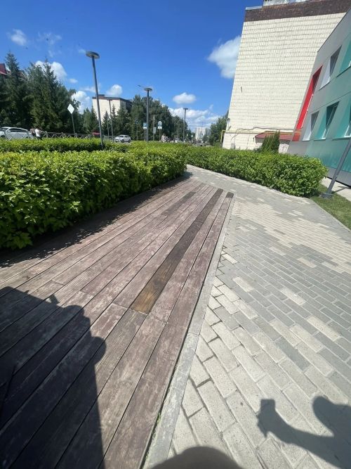 Сотрудники УК ЖКХ привели в порядок парки и скверы Нурлата