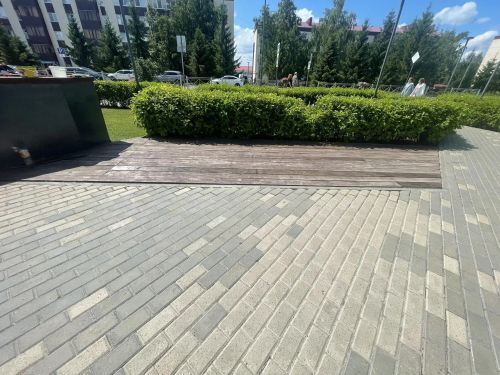Сотрудники УК ЖКХ привели в порядок парки и скверы Нурлата