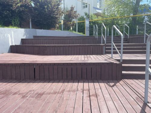 Сотрудники УК ЖКХ привели в порядок парки и скверы Нурлата