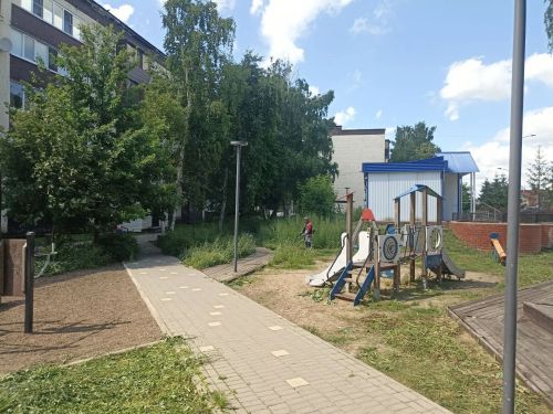 Сотрудники УК ЖКХ привели в порядок парки и скверы Нурлата