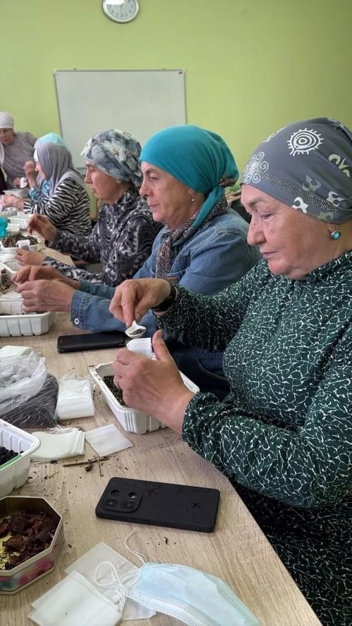 Материнский чай и тепло сердец: в Нурлате собрали 5 тысяч пакетиков для бойцов