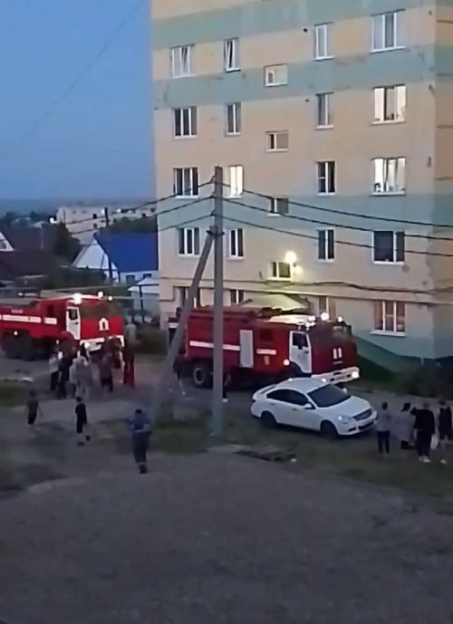 При пожаре в пятиэтажке Нурлата пострадал мужчина