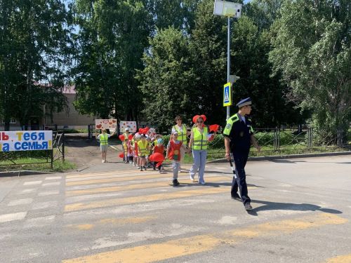 Юные нурлатцы вышли на дорогу с важной миссией