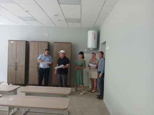 Дамир Ишкинеев провёл рабочее совещание в школе №4