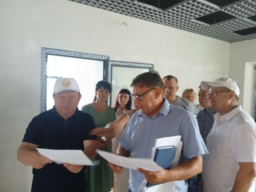 Дамир Ишкинеев провёл рабочее совещание в школе №4