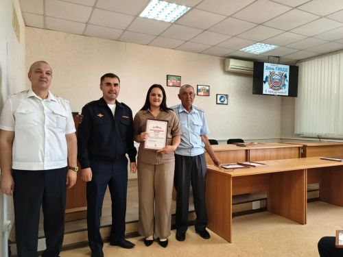 Нурлатские автоинспекторы отмечают профессиональный праздник