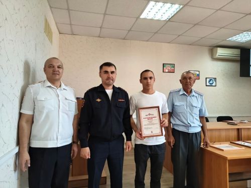 Нурлатские автоинспекторы отмечают профессиональный праздник