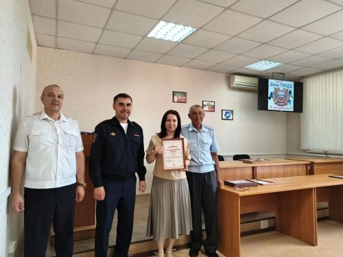 Нурлатские автоинспекторы отмечают профессиональный праздник