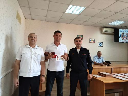 Нурлатские автоинспекторы отмечают профессиональный праздник