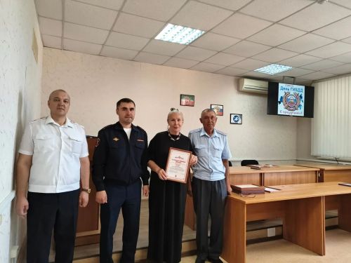 Нурлатские автоинспекторы отмечают профессиональный праздник
