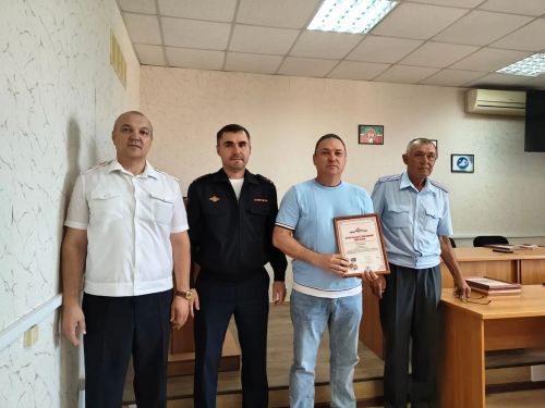 Нурлатские автоинспекторы отмечают профессиональный праздник
