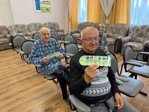 В доме-интернате Нурлата повторили правила дорожного движения