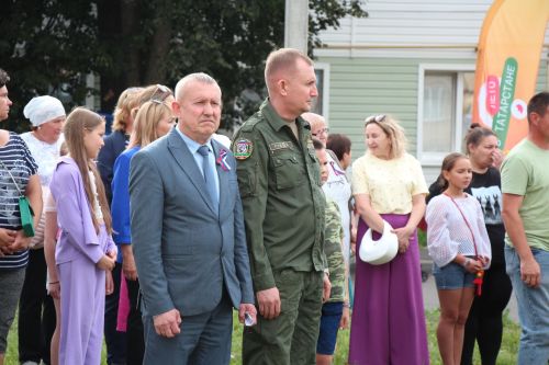 В Нурлате проект «Ут күршеләр» завершился ярким и масштабным  праздником «Флаг моего государства»