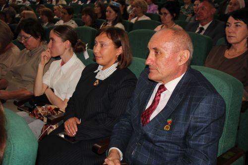 В Нурлате обсудили приоритеты развития образования на новый учебный год