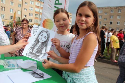 В Нурлате проект «Ут күршеләр» завершился ярким и масштабным  праздником «Флаг моего государства»