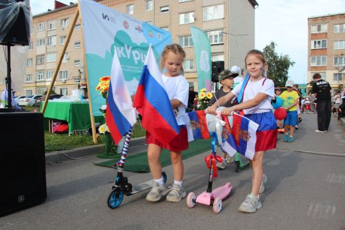 В Нурлате проект «Ут күршеләр» завершился ярким и масштабным  праздником «Флаг моего государства»