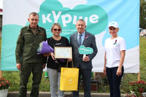 В Нурлате проект «Ут күршеләр» завершился ярким и масштабным  праздником «Флаг моего государства»
