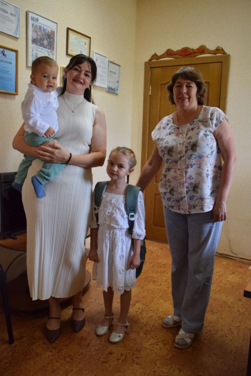 В Нурлате будущая первоклассница получила подарок от АО «ТАТМЕДИА»