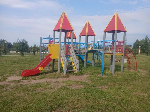 Дамир Ишкинеев проверил чистоту в парках и дворах Нурлата