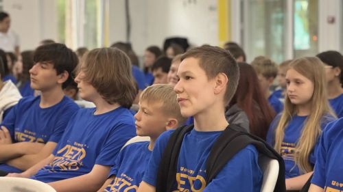 Татарстанские школьники освоили нейросети на «Дне цифры» в лагере