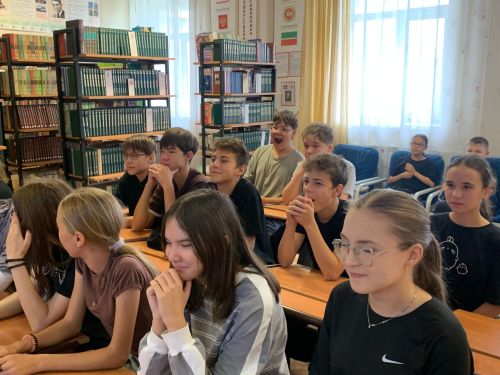 В Нурлатской гимназии прошел мастер-класс по технике речи ко Дню кино