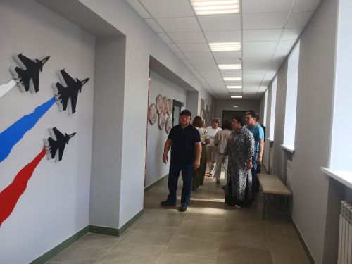 Дамир Ишкинеев оценил готовность школы №4 после капремонта