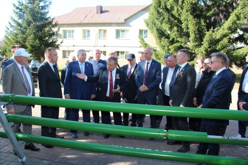 День Республики, День города и День нефтяника в Нурлате начались с церемонии награждения