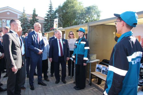 День Республики, День города и День нефтяника в Нурлате начались с церемонии награждения