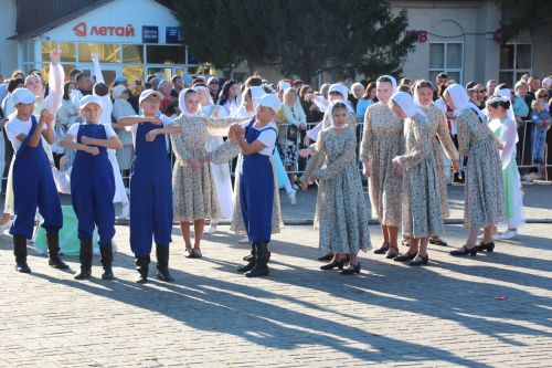 День Республики, День города и День нефтяника в Нурлате начались с церемонии награждения