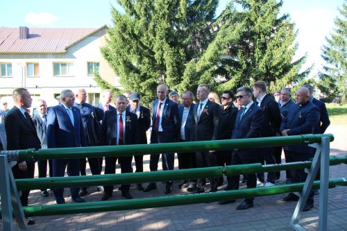 День Республики, День города и День нефтяника в Нурлате начались с церемонии награждения