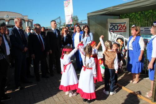 День Республики, День города и День нефтяника в Нурлате начались с церемонии награждения