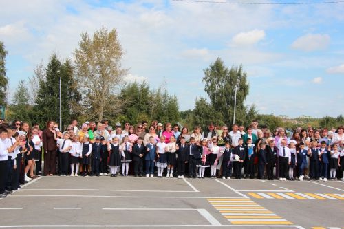 В Нурлате открыли школу № 4 с участием главы района и министра