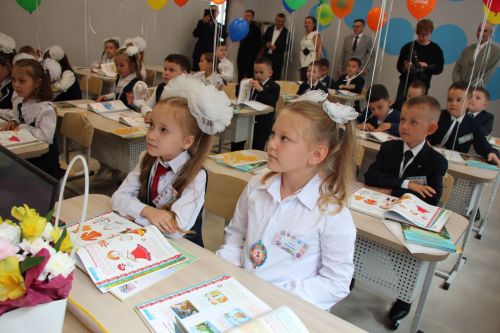 В Нурлате открыли школу № 4 с участием главы района и министра