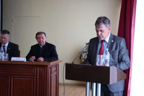 Собрание трудового коллектива Нурлатской ЦРБ прошла с участием министра и депутата