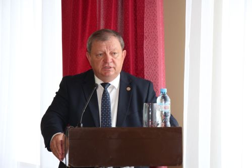 Собрание трудового коллектива Нурлатской ЦРБ прошла с участием министра и депутата