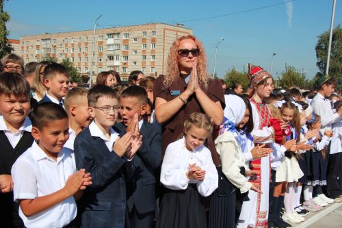 В Нурлате открыли школу № 4 с участием главы района и министра