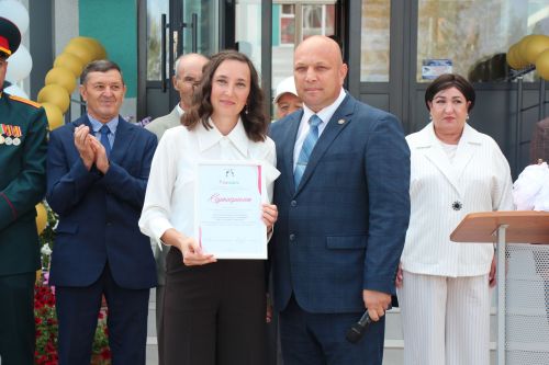 В Нурлате открыли школу № 4 с участием главы района и министра