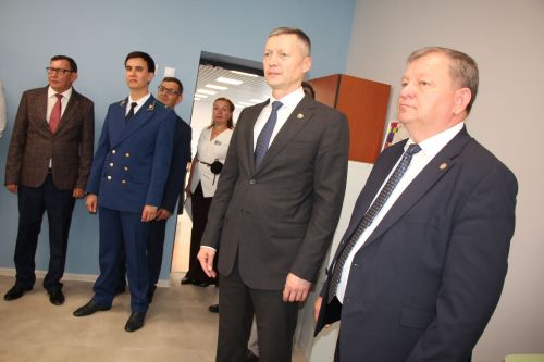 В Нурлате открыли школу № 4 с участием главы района и министра