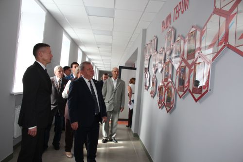 В Нурлате открыли школу № 4 с участием главы района и министра