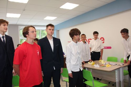 В Нурлате открыли школу № 4 с участием главы района и министра