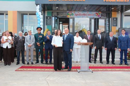 В Нурлате открыли школу № 4 с участием главы района и министра