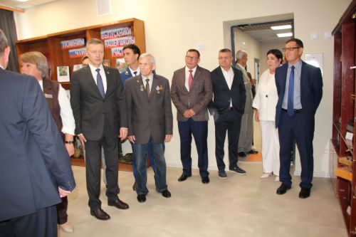 В Нурлате открыли школу № 4 с участием главы района и министра