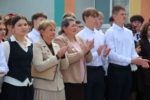 В Нурлате открыли школу № 4 с участием главы района и министра