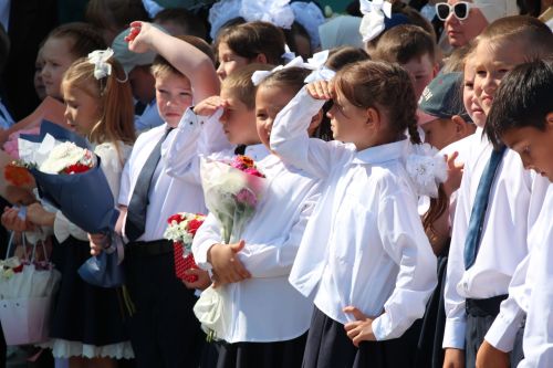 В Нурлате открыли школу № 4 с участием главы района и министра