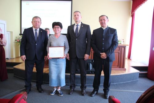 Собрание трудового коллектива Нурлатской ЦРБ прошла с участием министра и депутата