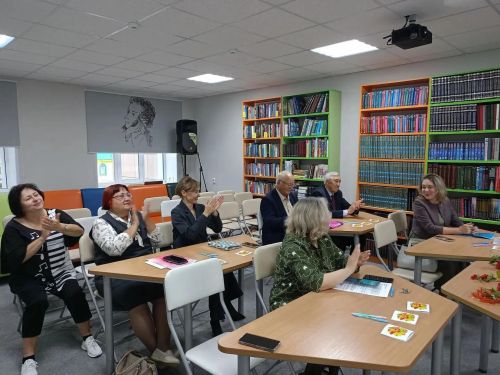 Центральная библиотека Нурлата возобновила поэтические встречи