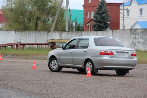 В Нурлате прошел муниципальный этап конкурса «Автосессия»