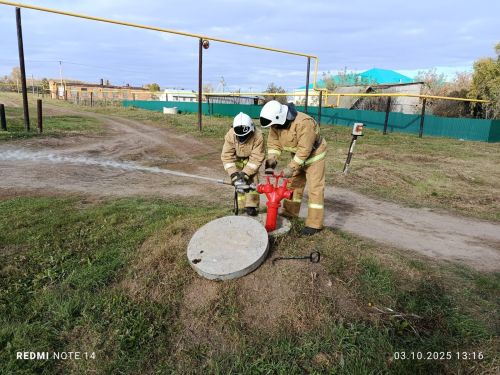 Осеннюю проверку противопожарных водоисточников в Нурлате проводит 73-я пожарная часть